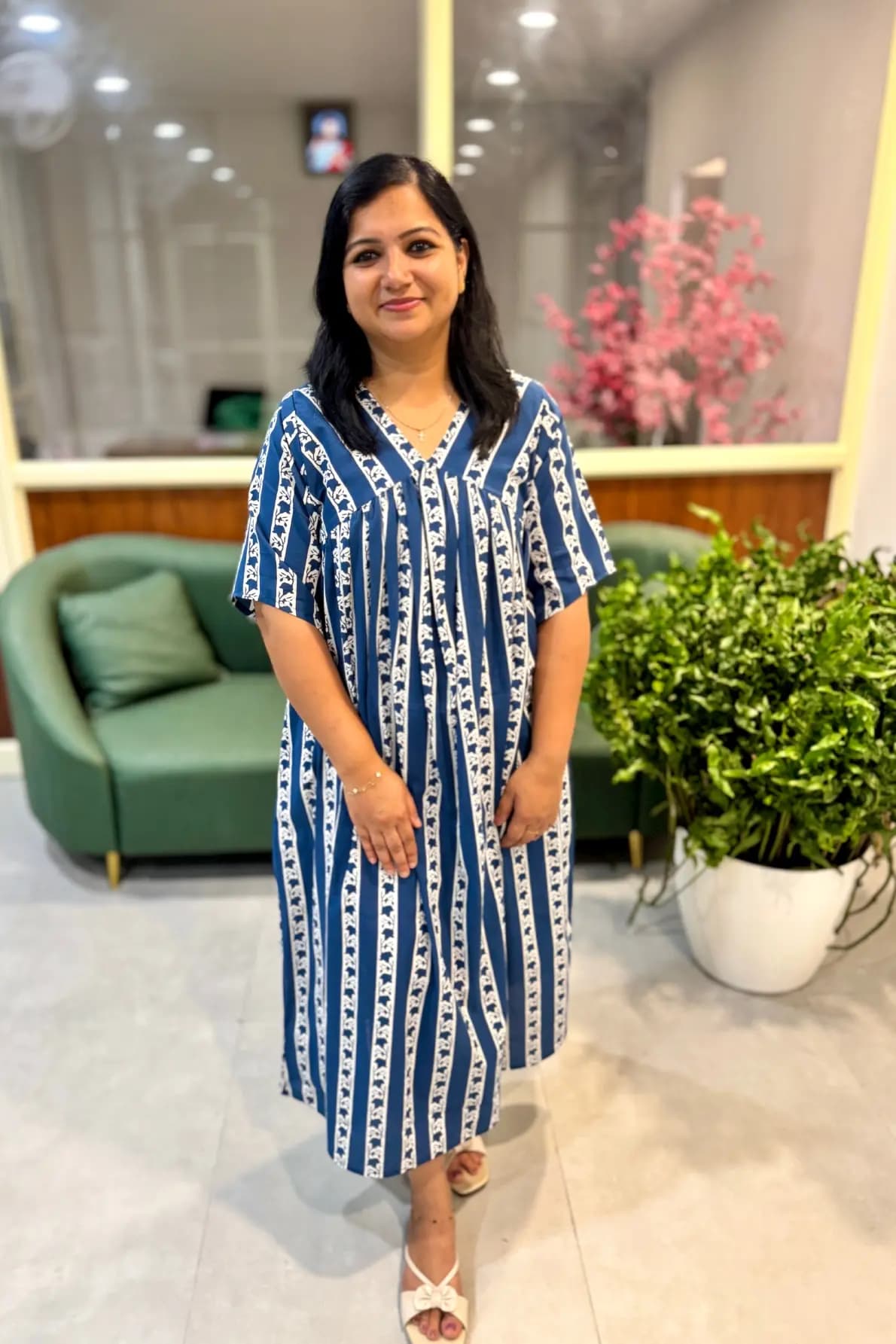 Florista Alia Cut Top in Cotton - Indigo n White