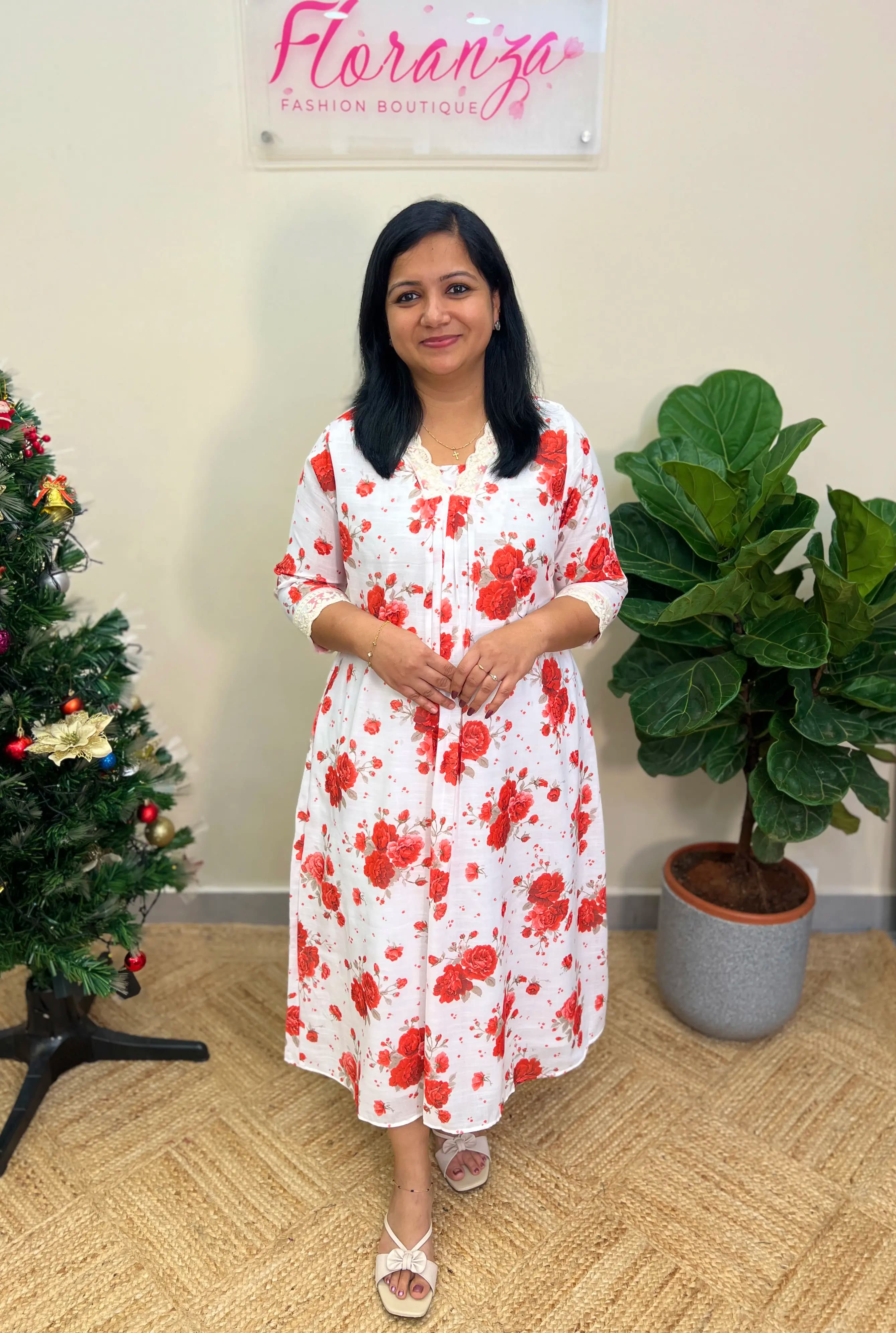 Kurti in Printed Linen Fabric - Red Floral