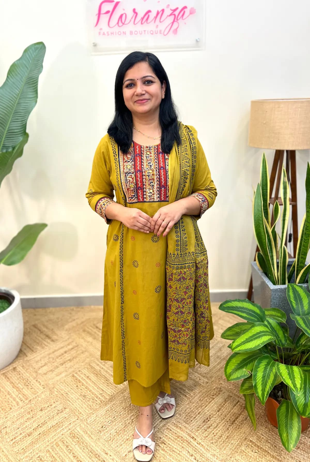 Product Name - Image 1