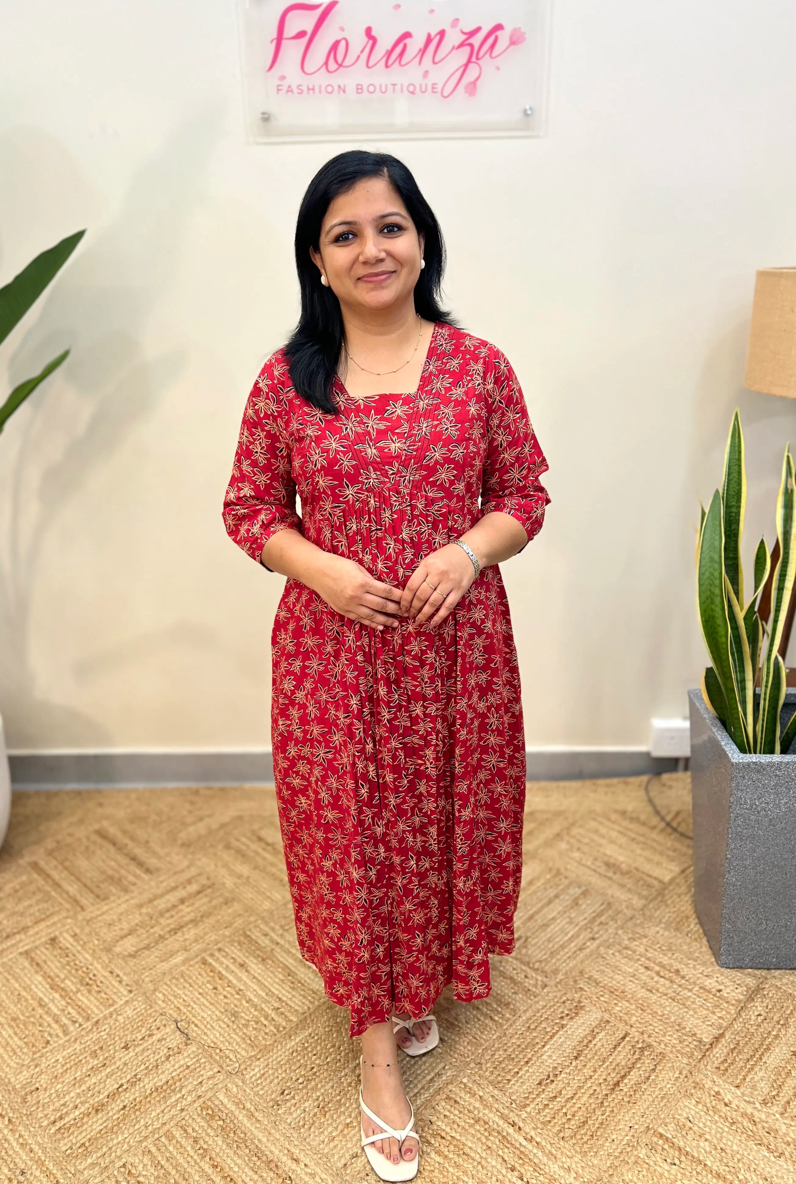 Florista Kurti In  Cotton - Red