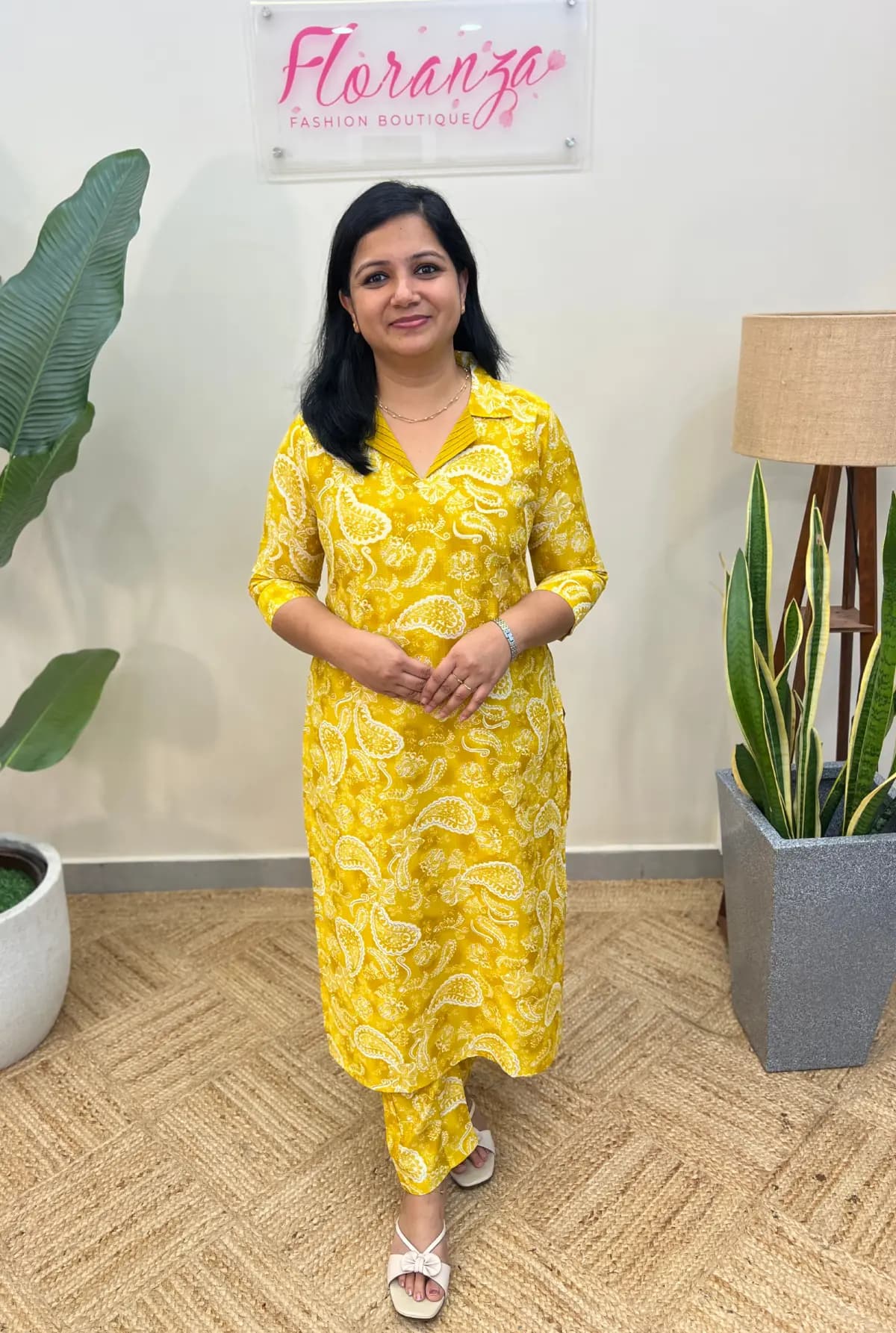 Co-Ord Set in Linen Silk - Yellow